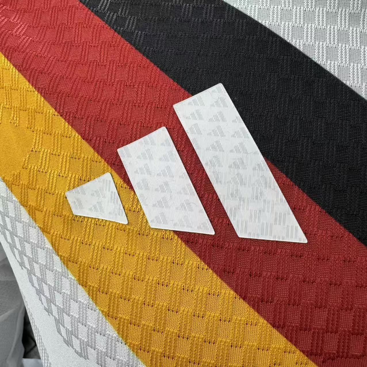 Germany Long-Sleeve Player Official [Fitted Cut] World Cup 2026